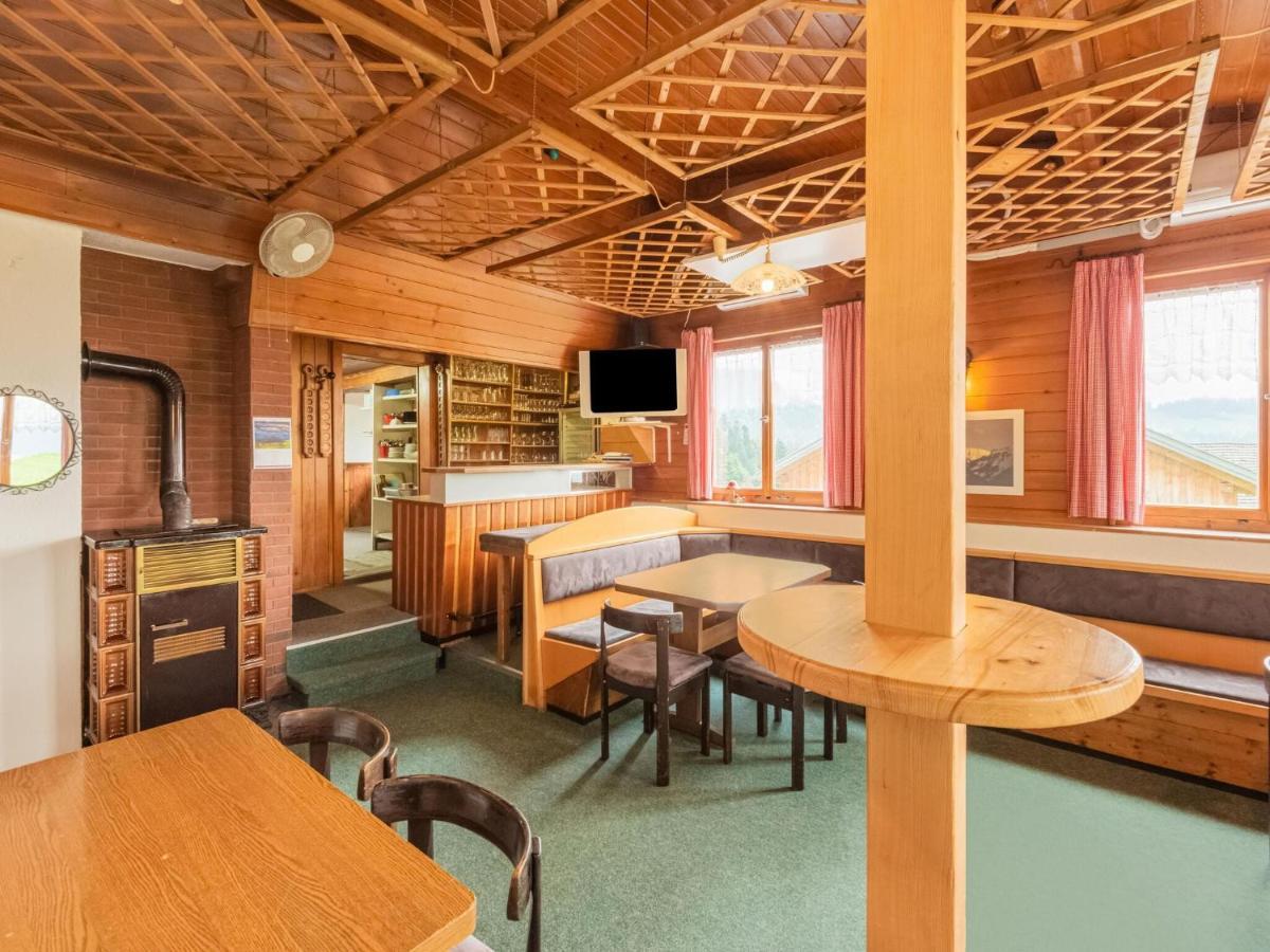 Vintage Holiday Home In Vorarlberg Near Ski Area شوارزنبرغ المظهر الخارجي الصورة