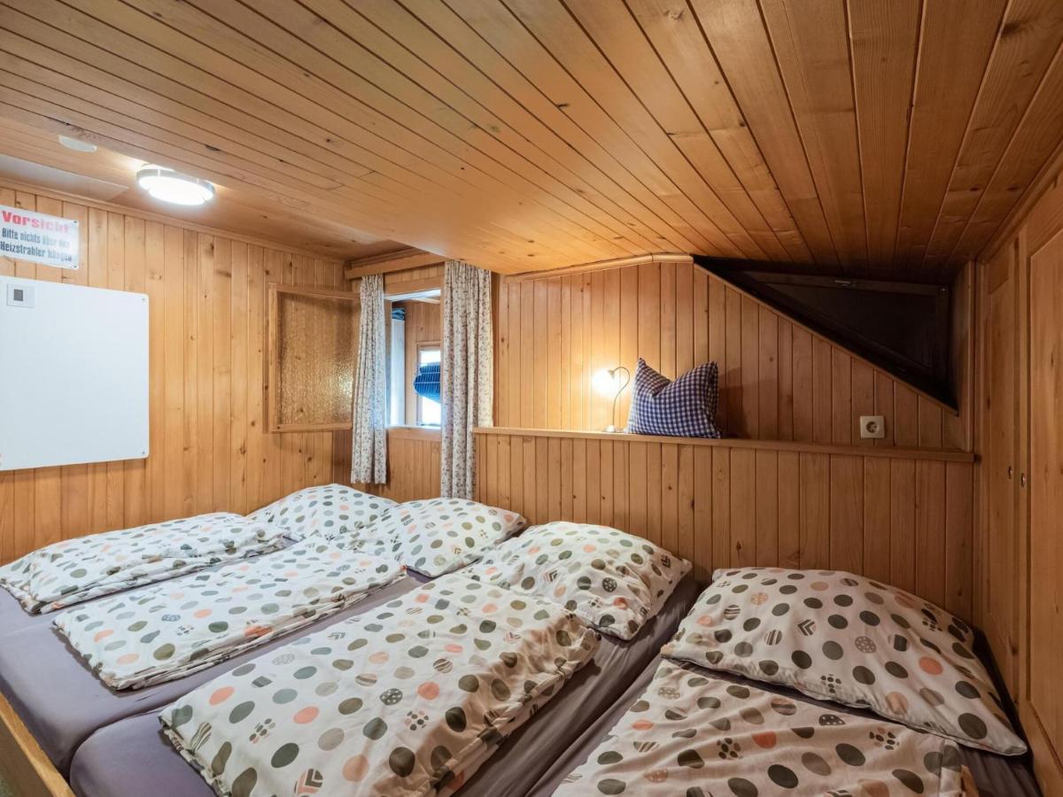 Vintage Holiday Home In Vorarlberg Near Ski Area شوارزنبرغ المظهر الخارجي الصورة